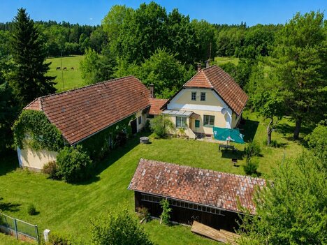 Prodej bývalé hájenky s bažantnicí na Třeboňsku - samota