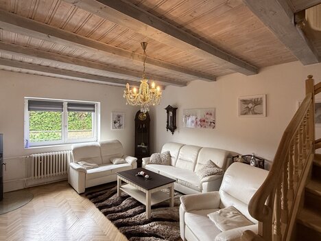 Prodej rodinného domu 4+1 s jídelnou, zahradou a bazénem – Včelná u Českých Budějovic