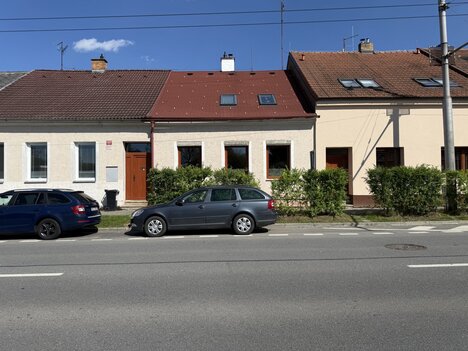 Prodej domu s bytovou jednotkou 3+1 v Rožnově  - České Budějovice 7